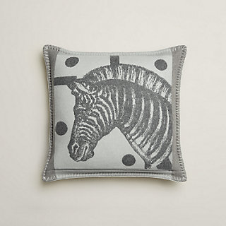 zebre-zig-zag-pillow--104333M